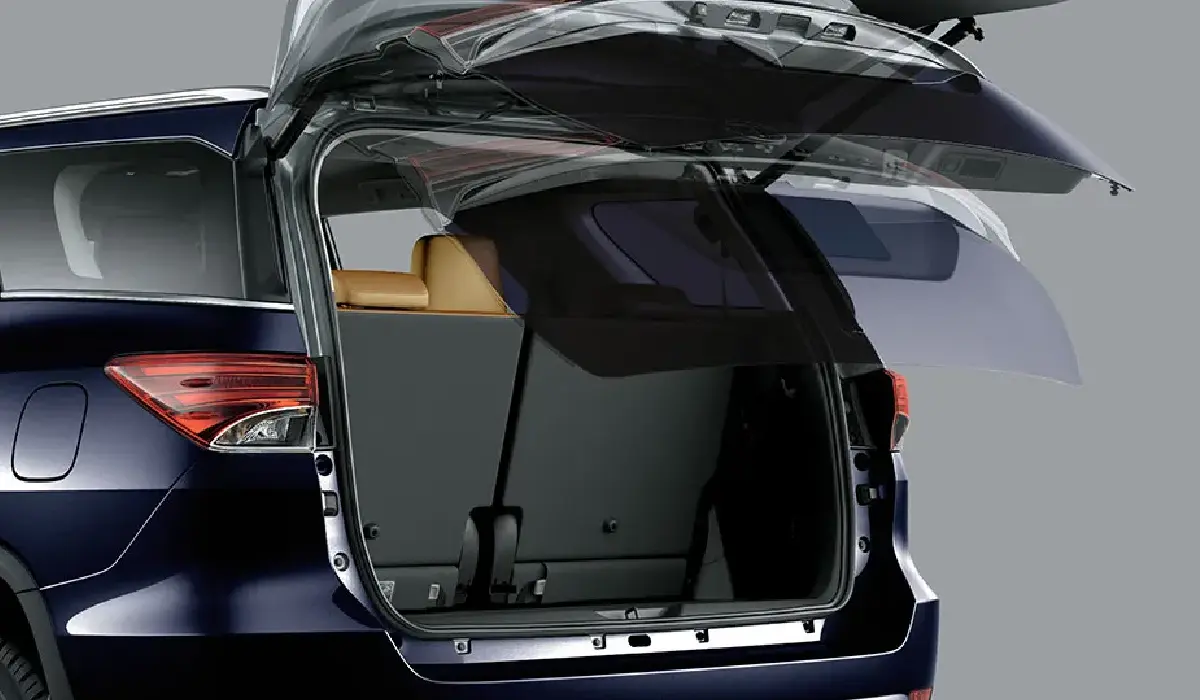 Toyota - Fortuner 2.8 MT 42 - Best Car Rentals - Best Preowned Car - Exclusive Concierge Club.webp